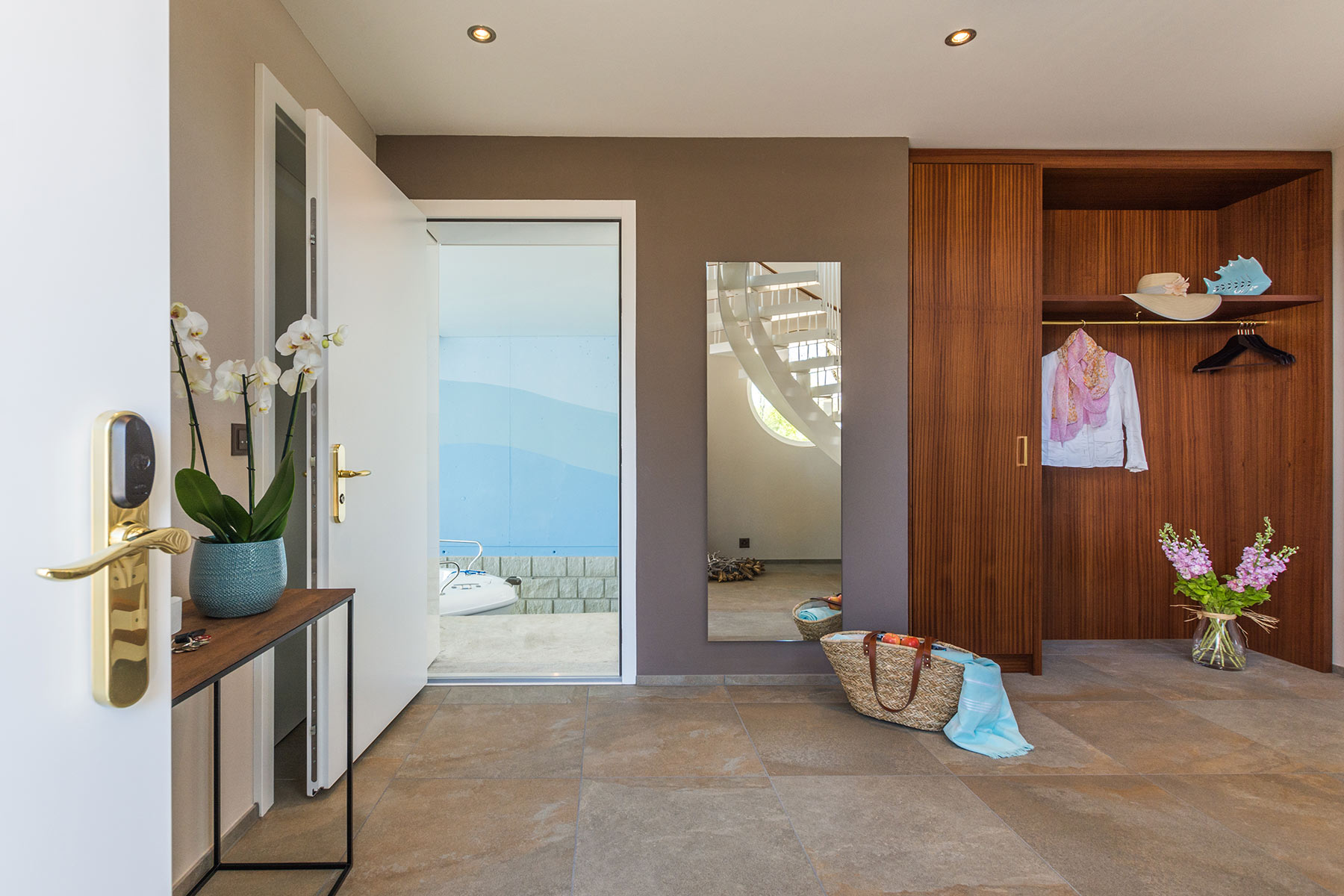 Der Eingangsbereich der Seevilla