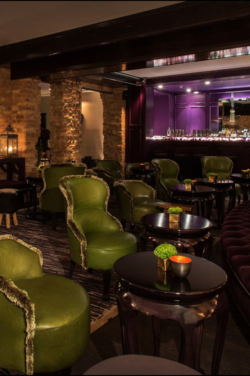 Innenausbau der Hotelbar des Zoo Hotels Berlin