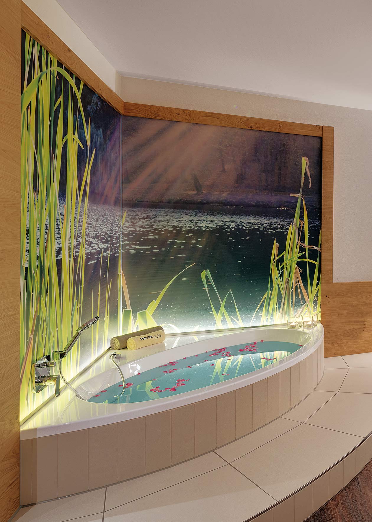 Badewanne im Hotelzimmer des Forster am See