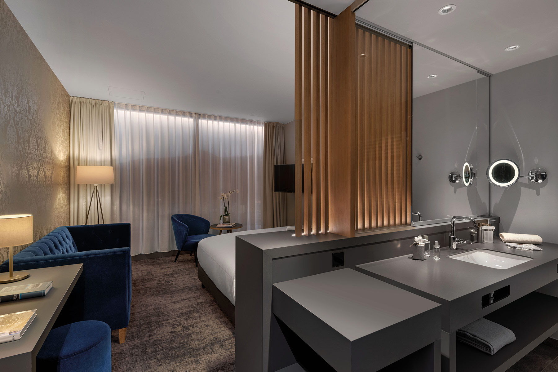 Luxuri&ouml;s ausgestattete Zimmer in edlen Materialien im Emser Thermenhotel - Innenausbau und Ausstattung durch APPIA Contract GmbH