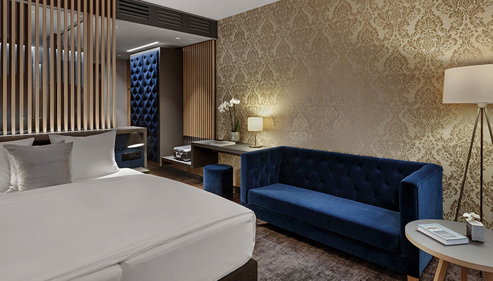 Luxuri&ouml;s ausgestattete Zimmer in edlen Materialien im Emser Thermenhotel - Innenausbau und Ausstattung durch APPIA Contract GmbH