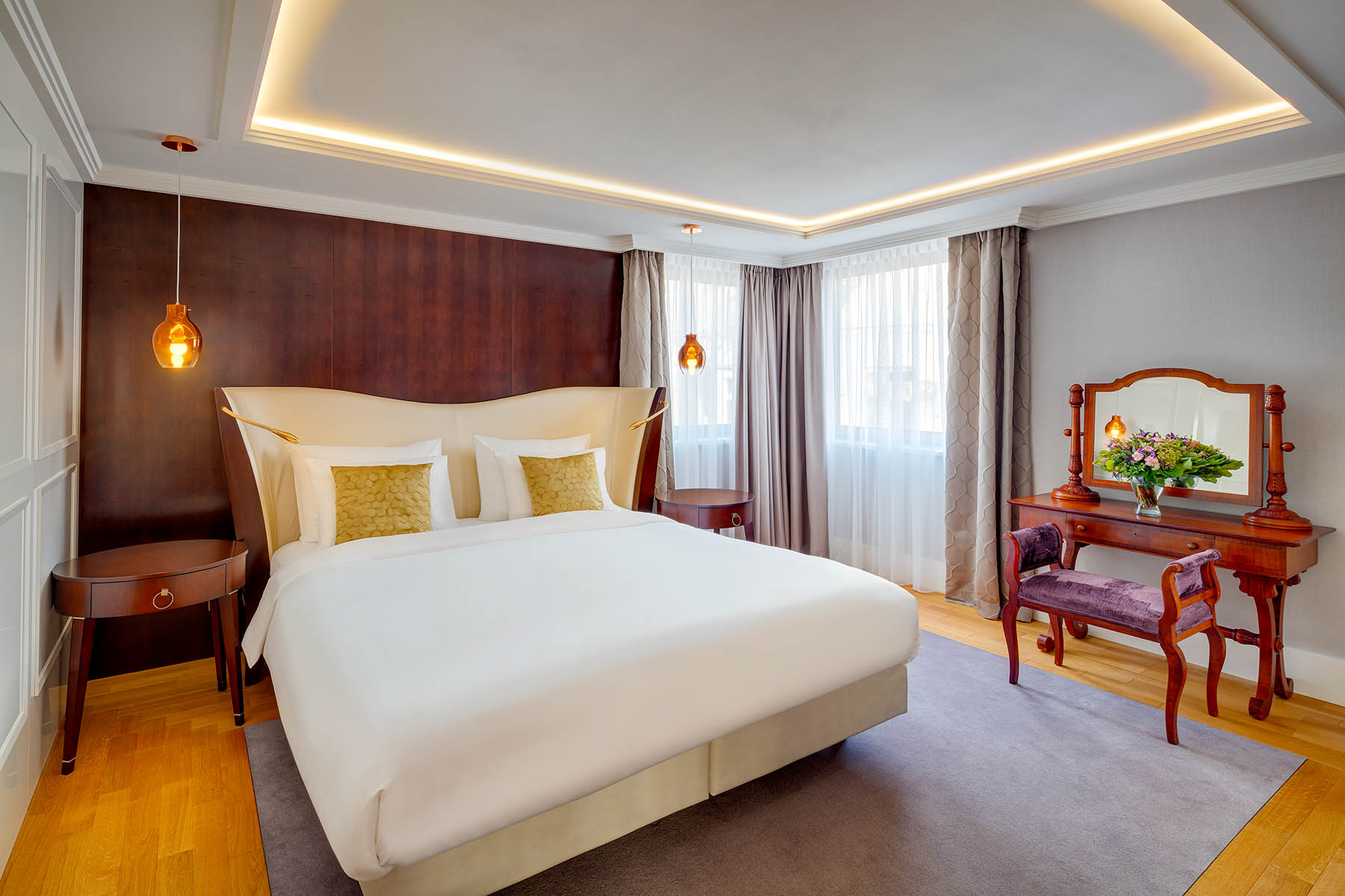 Schlafzimmer der Herend Suite im Kempinski Hotel