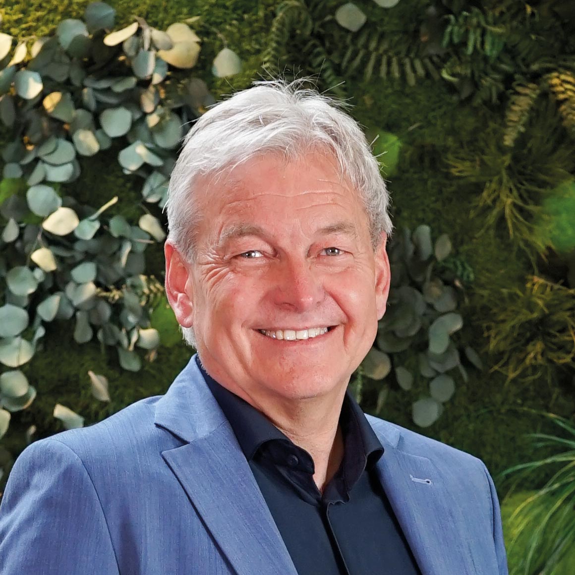 Portrait Geschäftsführer der Appia Contract GmbH Maximilian Schneiderbauer