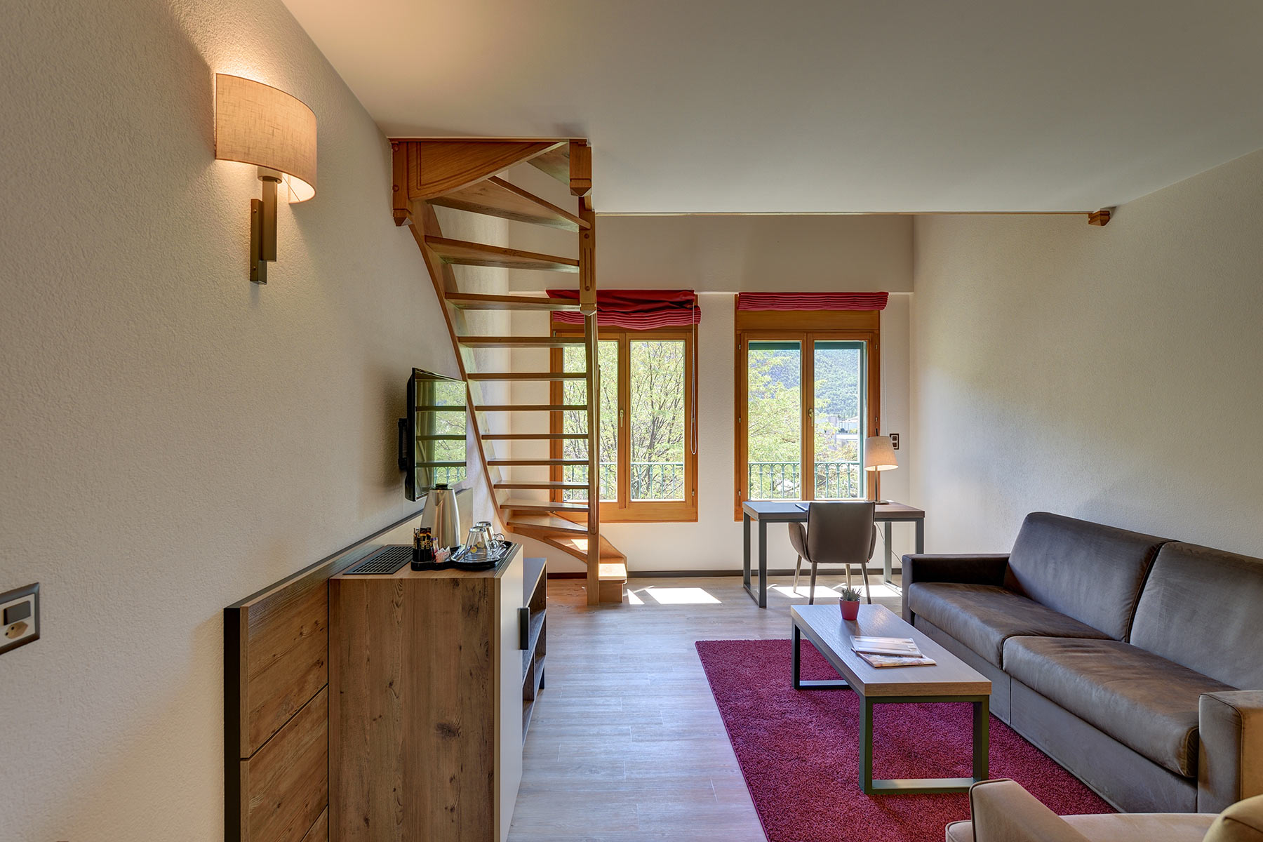 Zimmeransicht im Erdgeschoss im Hotel des Vignes in Sion