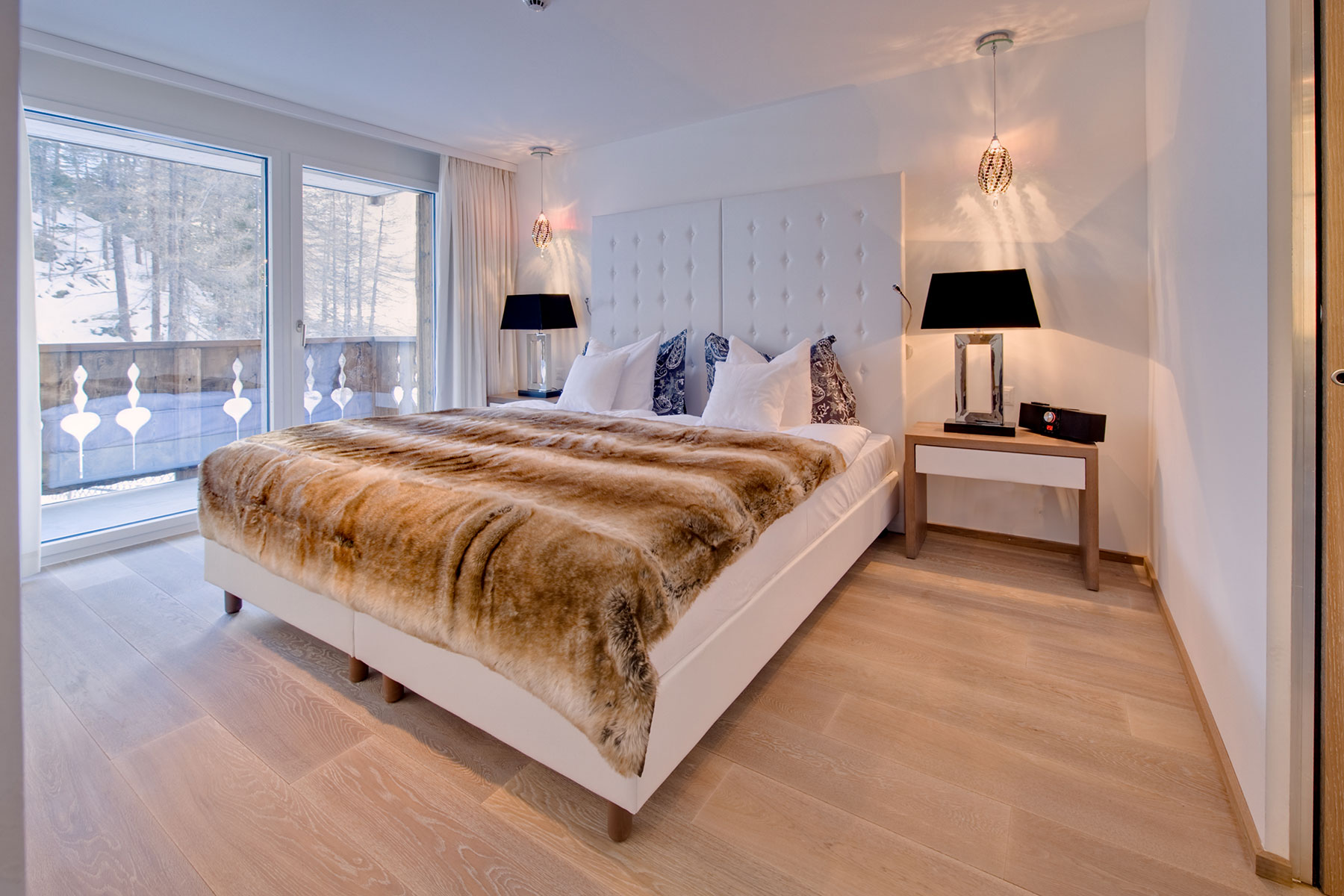 Doppelbettzimmer im Suitenhotel Matthiol in Zermatt