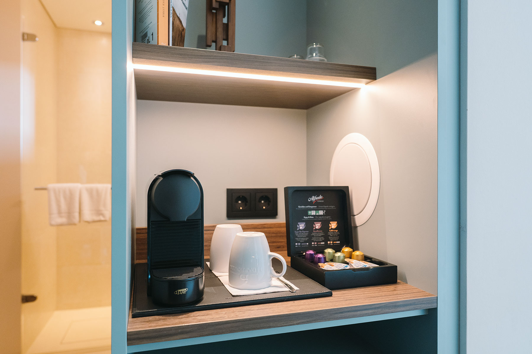 Kaffee und Minibar im A-Rosa Sylt