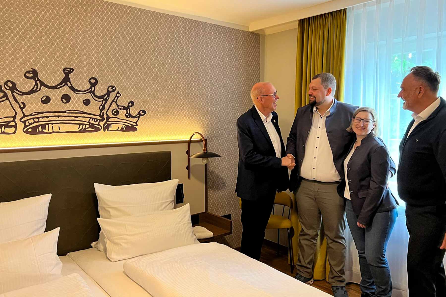 Eröffnung des Gasthofes in Memmelsdorf mit dem Appiateam