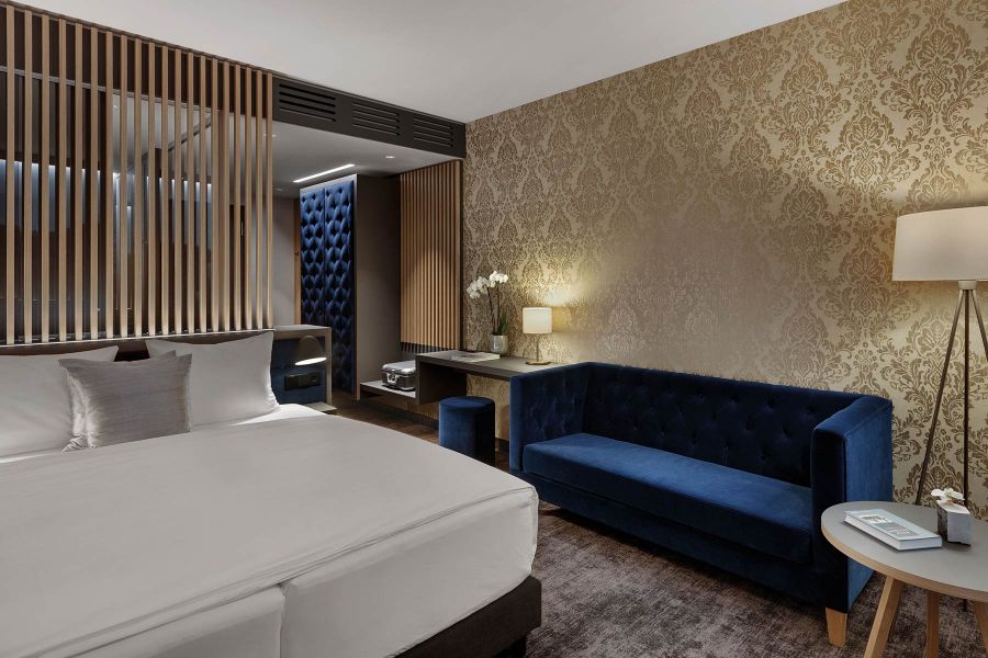 Luxuriös ausgestattete Zimmer in edlen Materialien im Emser Thermenhotel - Innenausbau und Ausstattung durch APPIA Contract GmbH