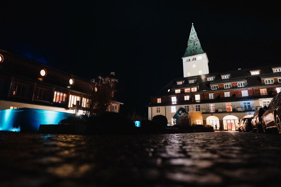 Schloss Elmau von außen bei Die 101 besten Hotels Deutschlands