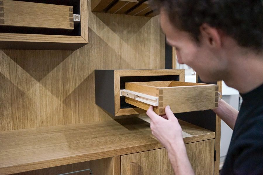 Montage der Schubladen am Meisterst&uuml;ck