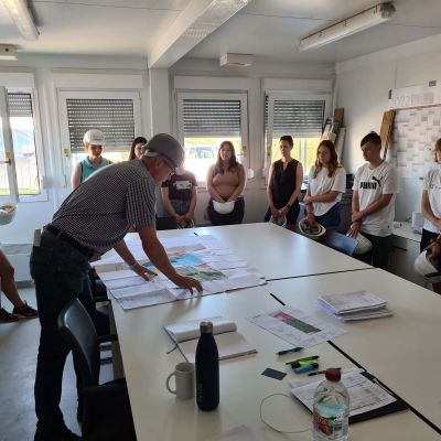 Appia-Azubis besuchen Baustelle in Vogtareuth