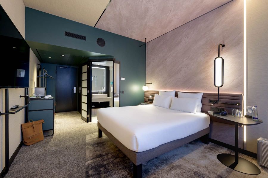 Hotelzimmer-Einrichtung des Novotel München Airport