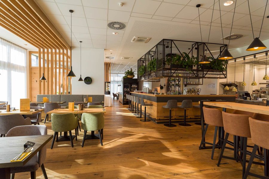 Restaurant und Bar im Parkhotel Hagenberg