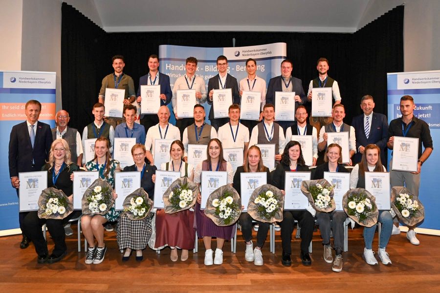 All-in-One Praktikum in der Schreinerei in Peterskichen