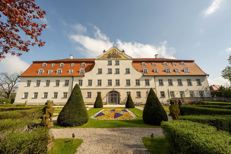 Außenansicht des Hotel Schloss Lautrach
