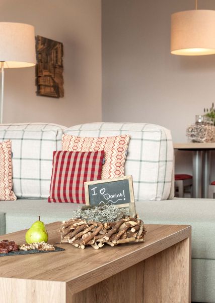 gedeckter Tisch im Dorint Blueemlisalp