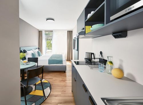 Ausstattung der Serviced Apartments mit Küchenzeile