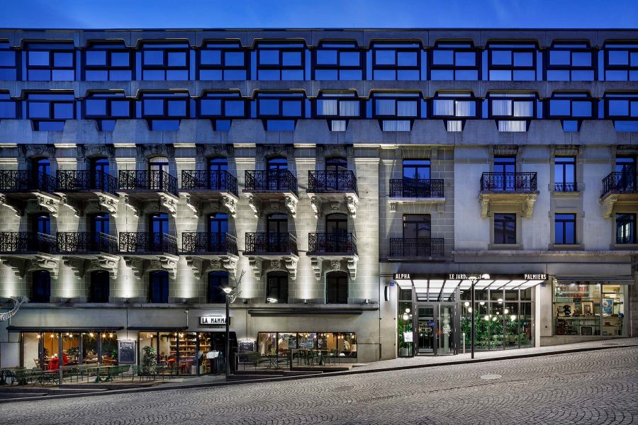 Außenansicht des Hotel Alpha Palmiers in Lausanne