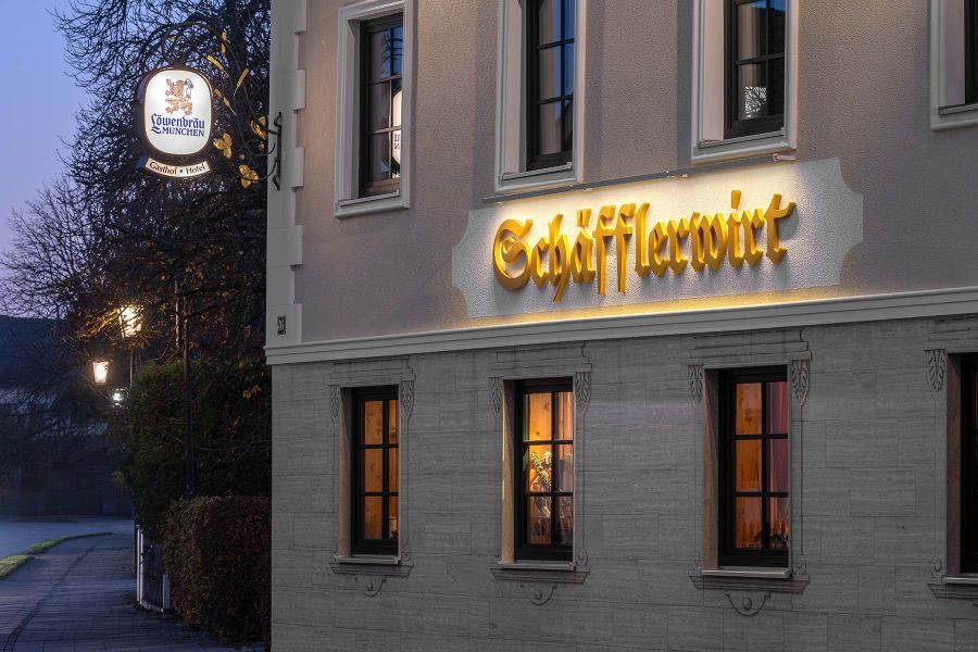 facade of Hotel Gasthof Schäfflerwirt