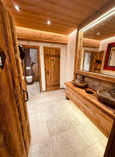 rustic-style WC with stone washbasin