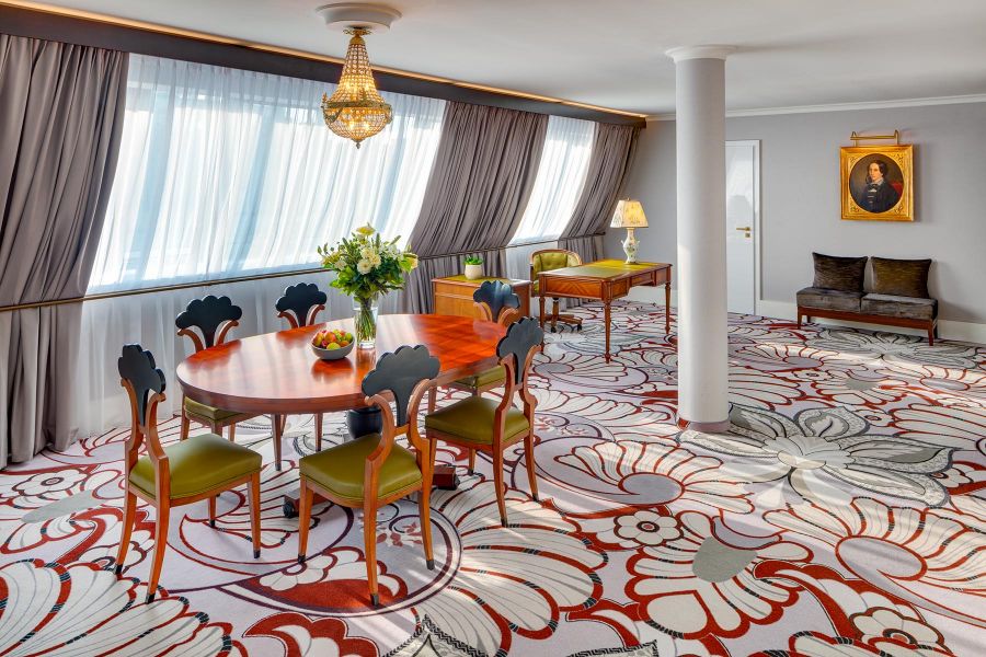 Dining Room in der Kempinski Herend Suite