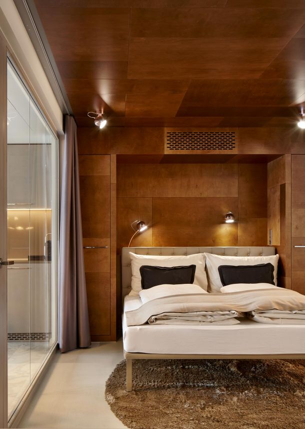 Hotelzimmer Ema House mit Blick in die Küche