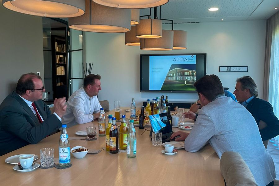 Schauspieler Andreas Thiele und Tom & Basti bei Appia