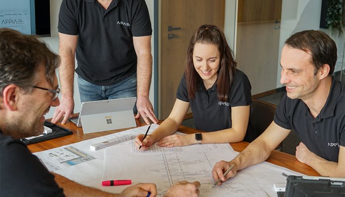 Appia-Team beim Planen der Technischen Gebäudeausrüstung