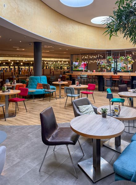 Öffentlicher Bereich im Novotel München Airport