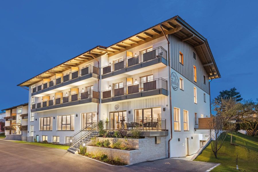 New construction of the Seeblick Hotel