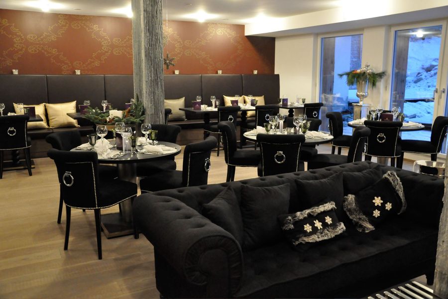 öffentlicher Bereich im Suitenhotel in Zermatt