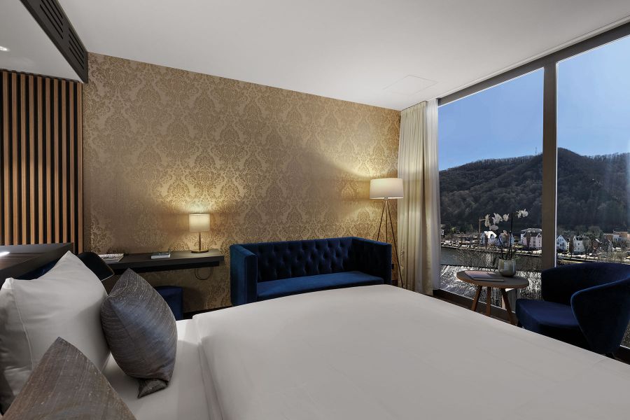 Luxuriös ausgestattete Zimmer in edlen Materialien im Emser Thermenhotel - Innenausbau und Ausstattung durch APPIA Contract GmbH